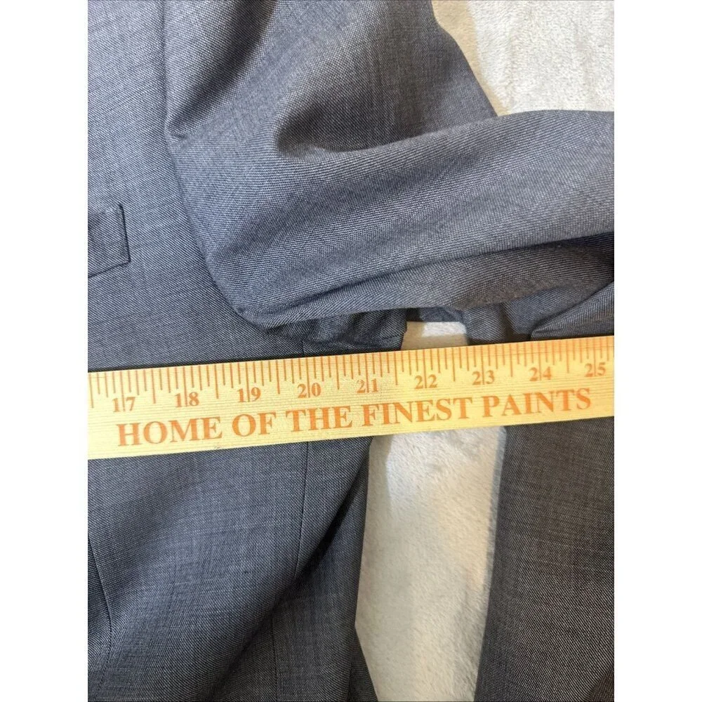 Tommy Hilfiger 100% Wool Blazer Sport Coat Gray 2 Button Size 42L